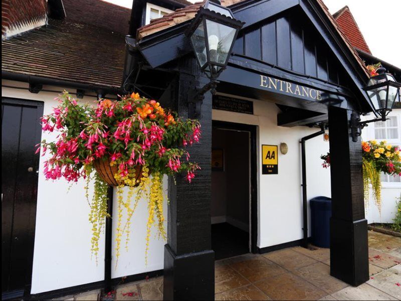 โอโย ดิ โอ๊ค แบจินตัน Bed & Breakfast Baginton  ภายนอก รูปภาพ